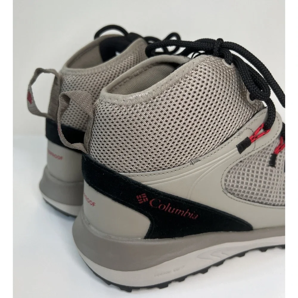 Columbia Men's Trailstorm Mid Waterproof Shoe in Gray & Red Size 11 BM0155-005